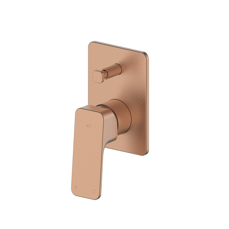Greens Swept Shower/Bath Diverter Mixer - Greens official image (18603598)