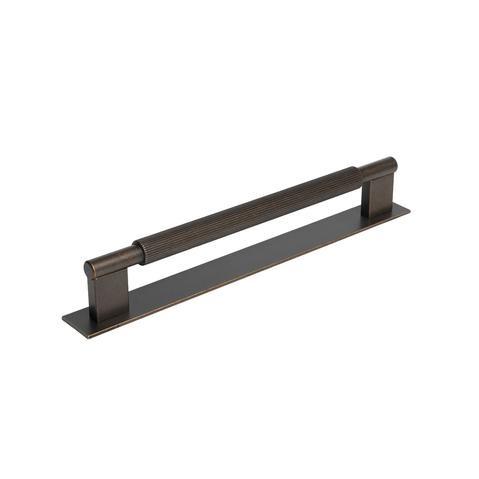 Momo Arpa D Handle And Backplate 192mm In Antique Brass