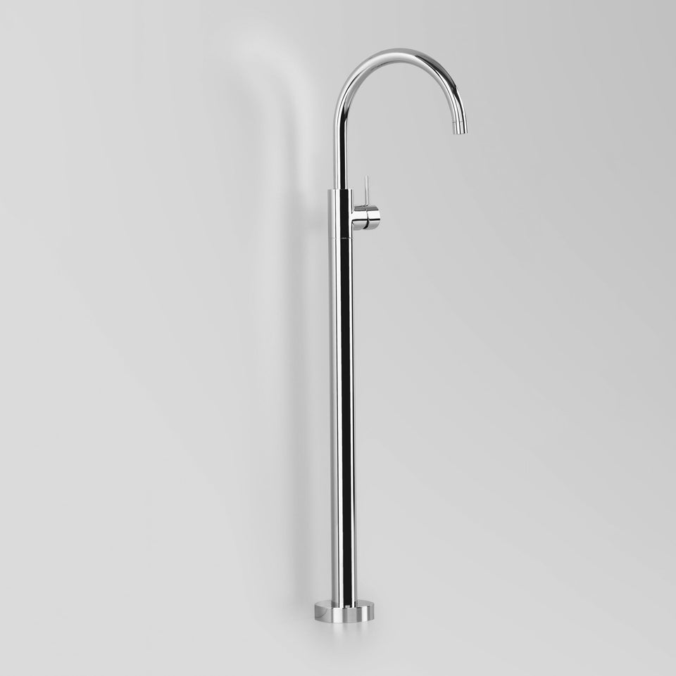 Astra Walker A69.08.V5 Freestanding Bath Mixer with 242mm Swivel Spout