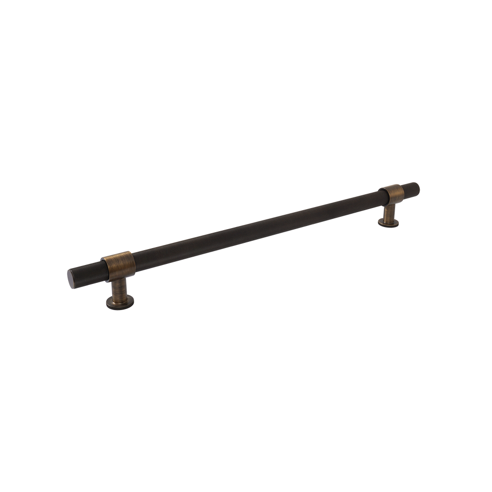 Momo Belgravia Knurled Solid Brass Bar Pull
