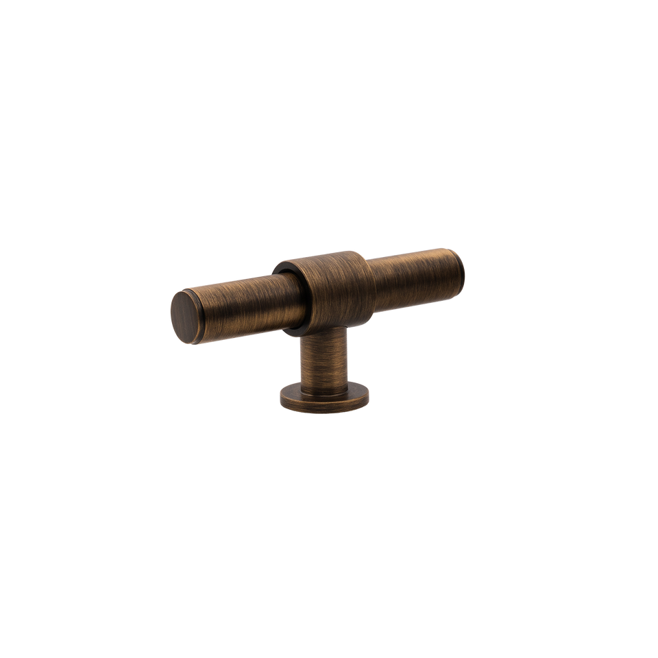 Momo Handles Belgravia 82mm T Knob Plain