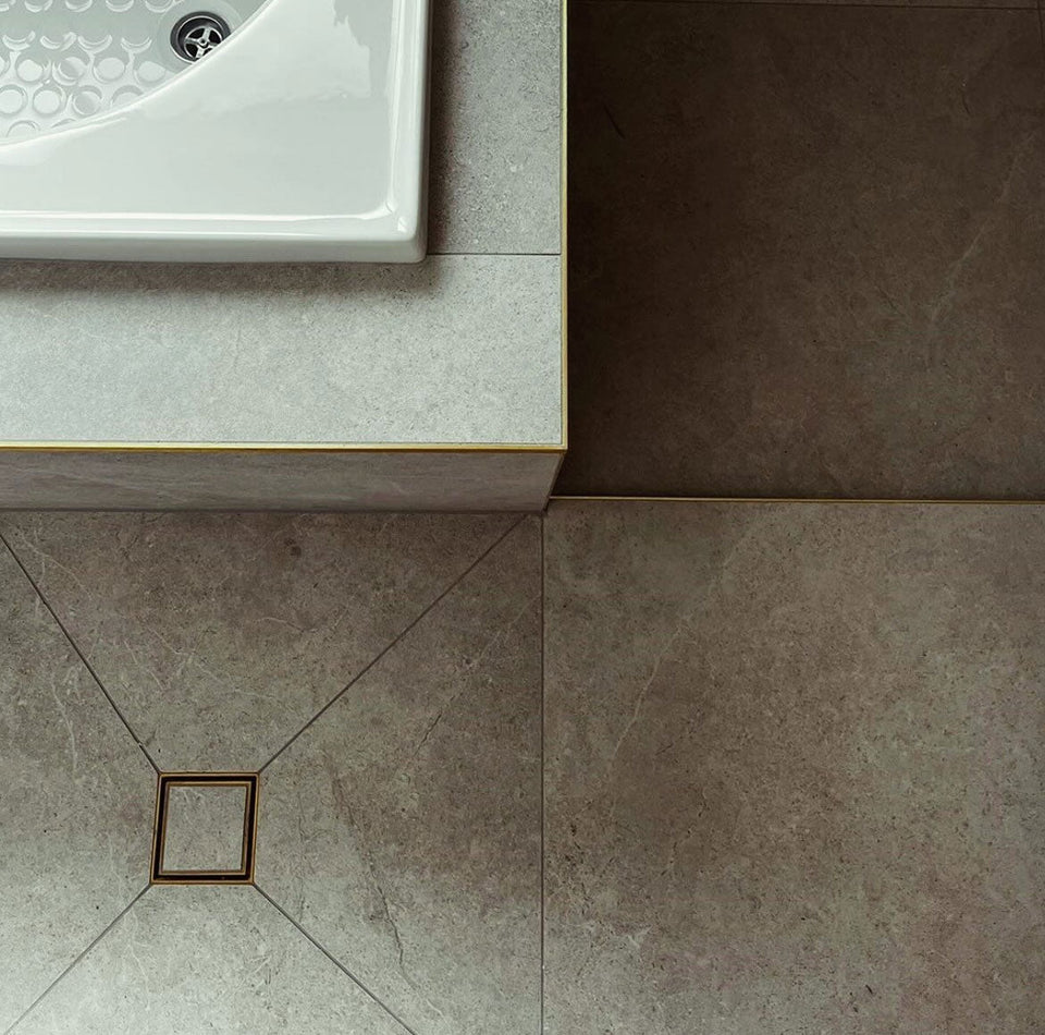 11101.25 | 115x100mm Square Bermuda Standard