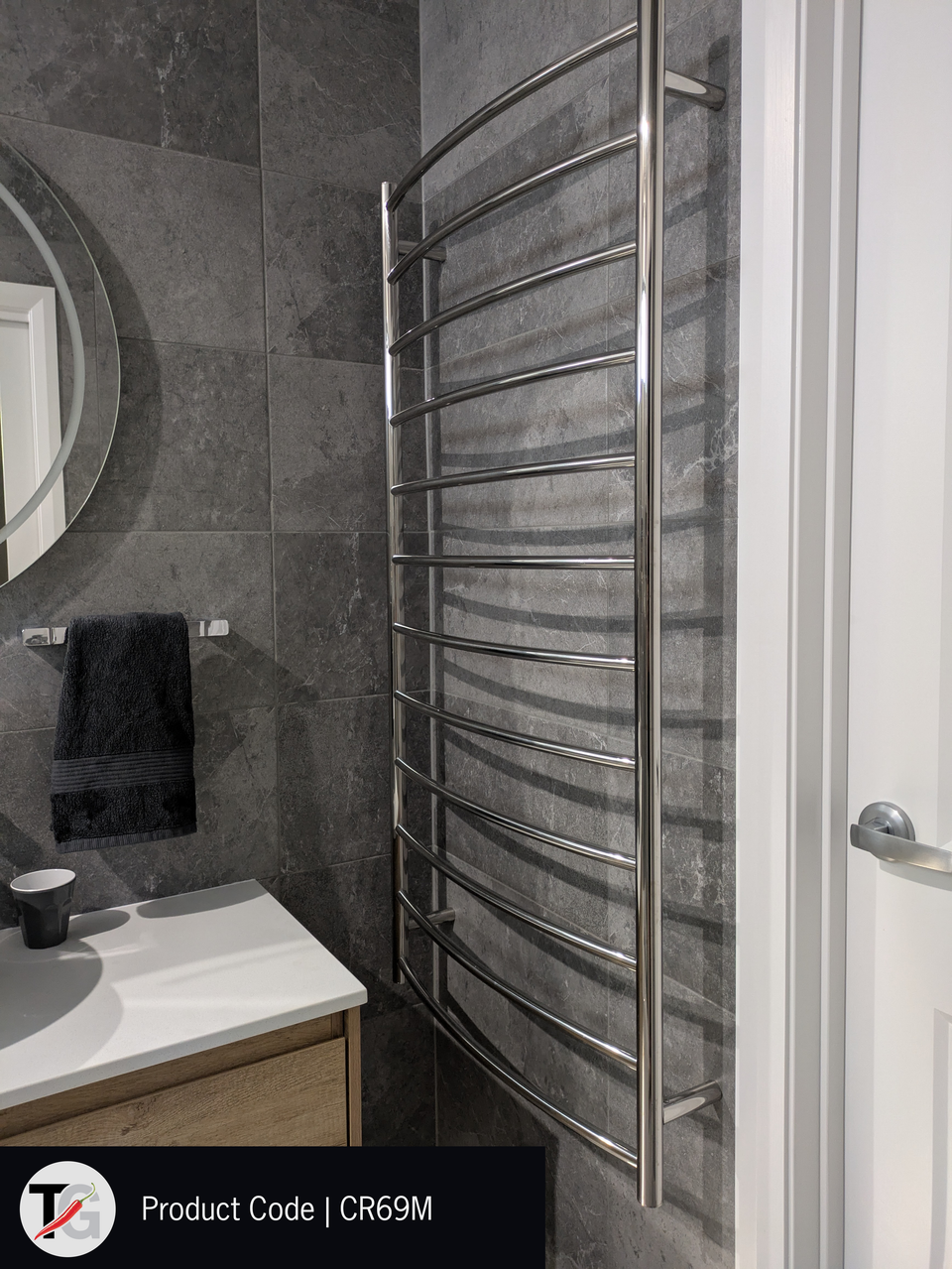 Thermogroup CR69M Curved Round Polished Ladder Heated Towel Rail (CR69M) 4