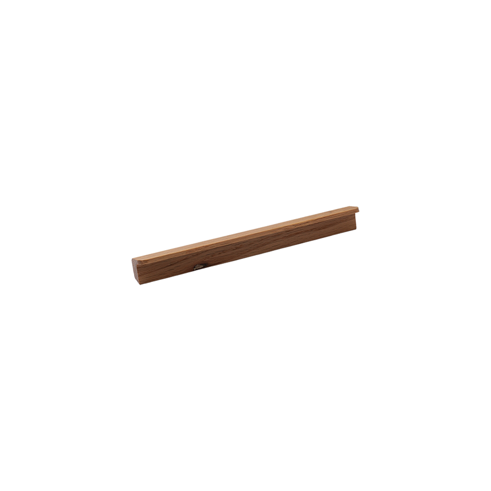 Momo Handles Flapp Timber Pull Handle Oak