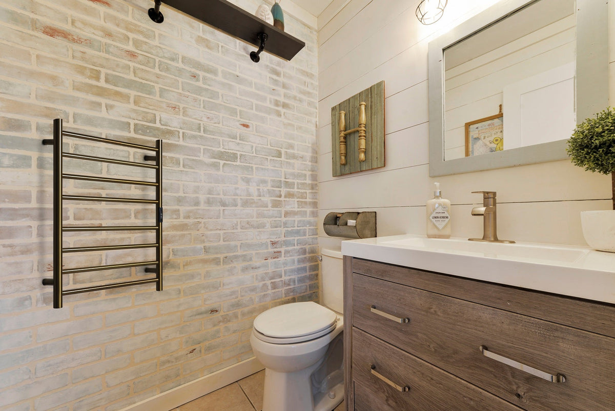 Hotwire_Flat_R8_Lifestyle_3a725a2b-5885-449f-8f4e-25b47f306f7c.jpg?v ...