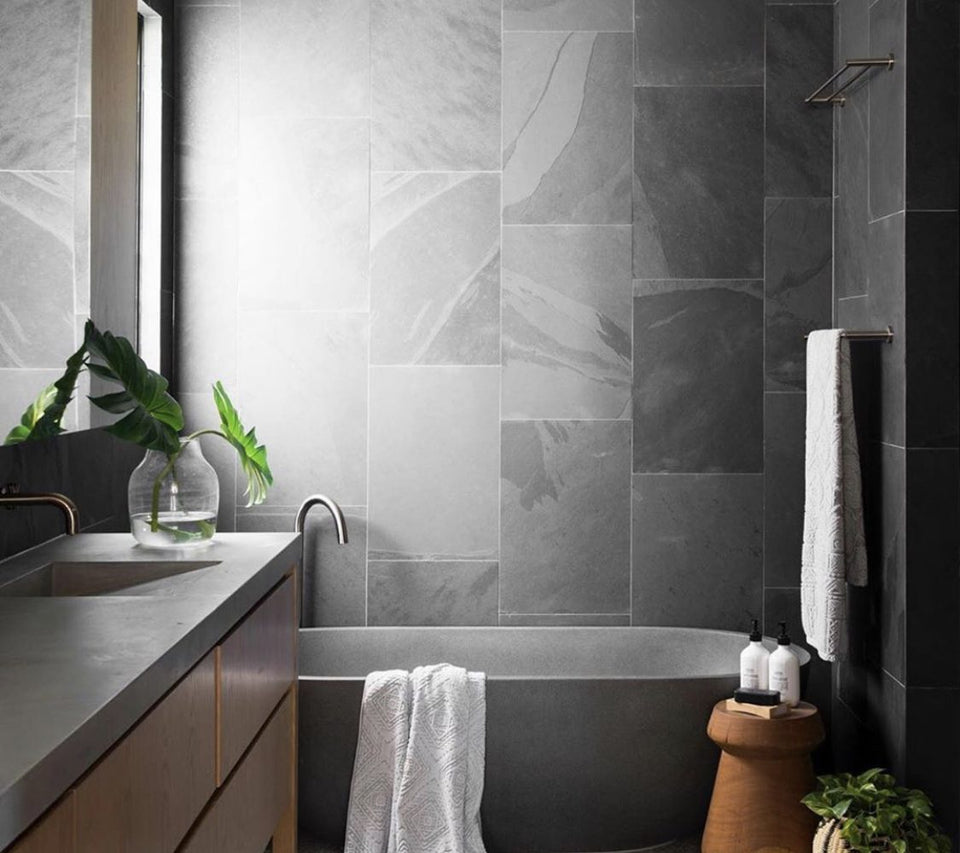 Pietra Bianca Ryese Freestanding Bath