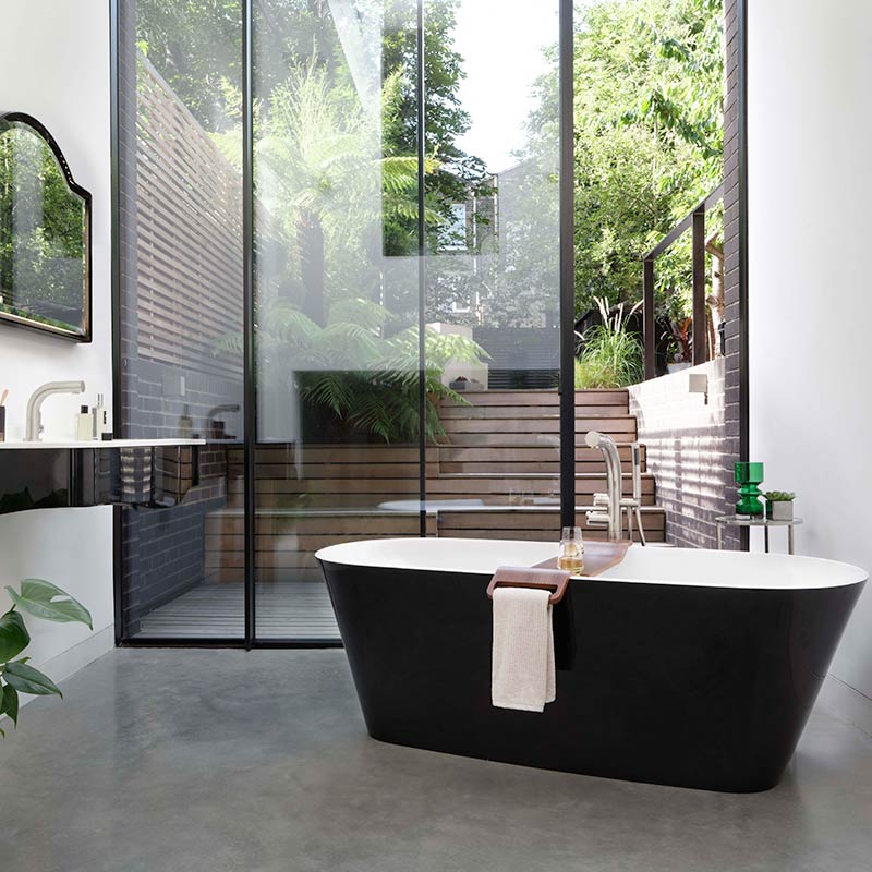 Victoria + Albert Vetralla Bath