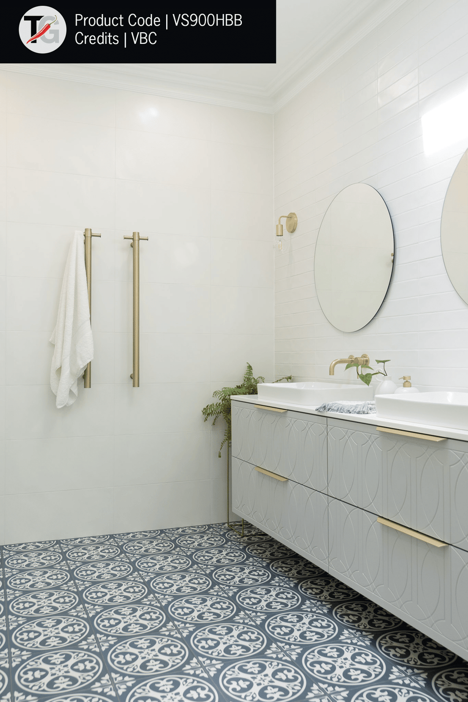 Thermogroup Straight Round Vertical Single Heated Towel Rail