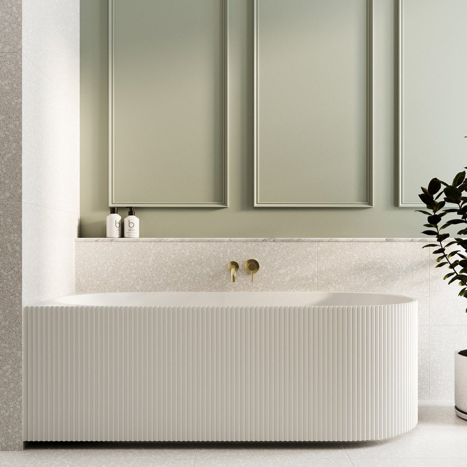 Todi Fluted Back to Corner Bath