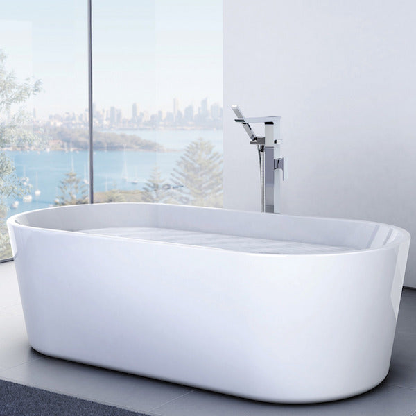 Caroma Urbane II Freestanding Bath
