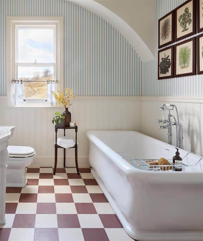 Turner Hastings Kirkham 180 x 84 TitanCast Solid Surface Bath