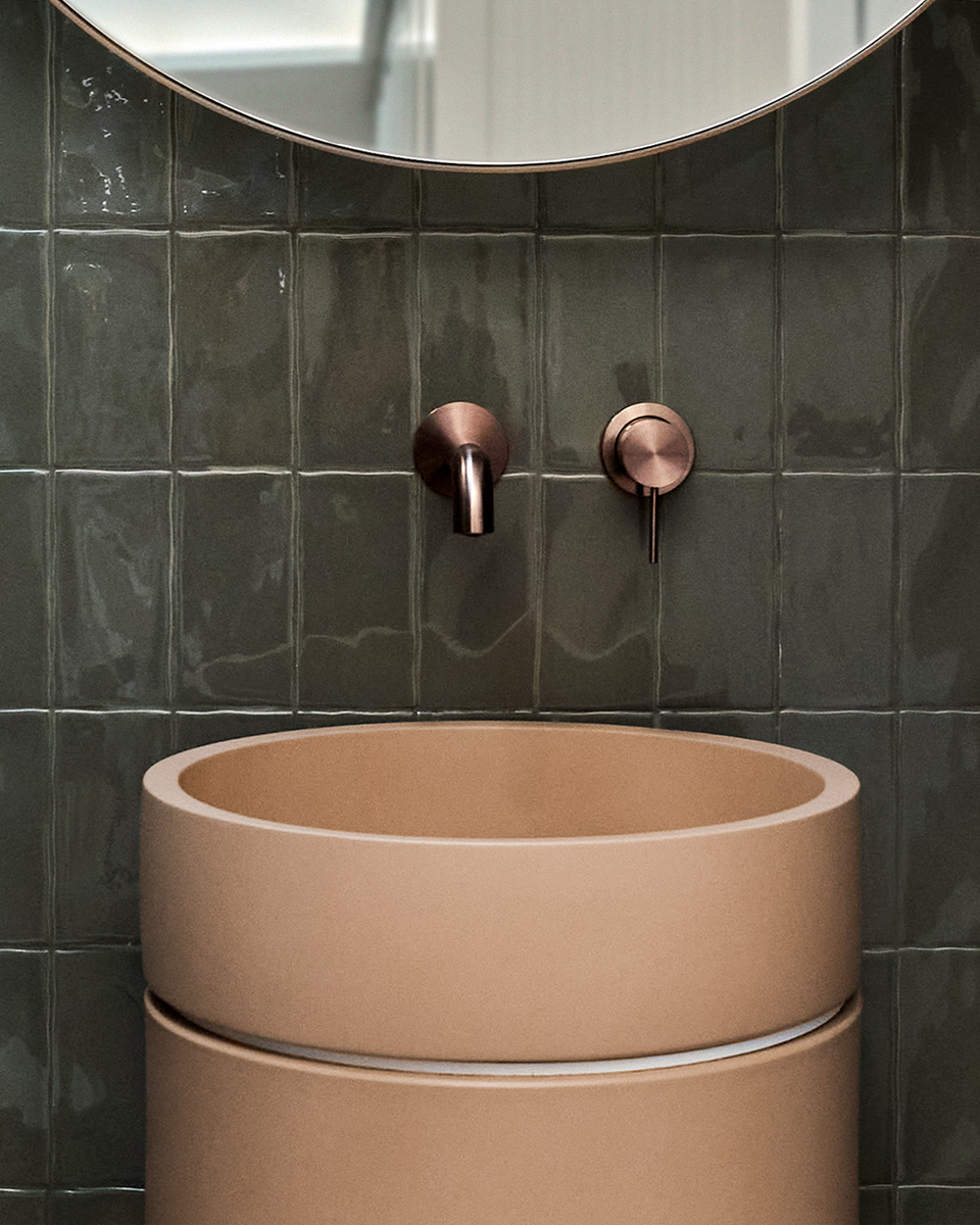 Nood Co Cylinder with Tray - Hoop Basin - Blush Pink / Sand Tray (HP1-4-0-BL-TSA)