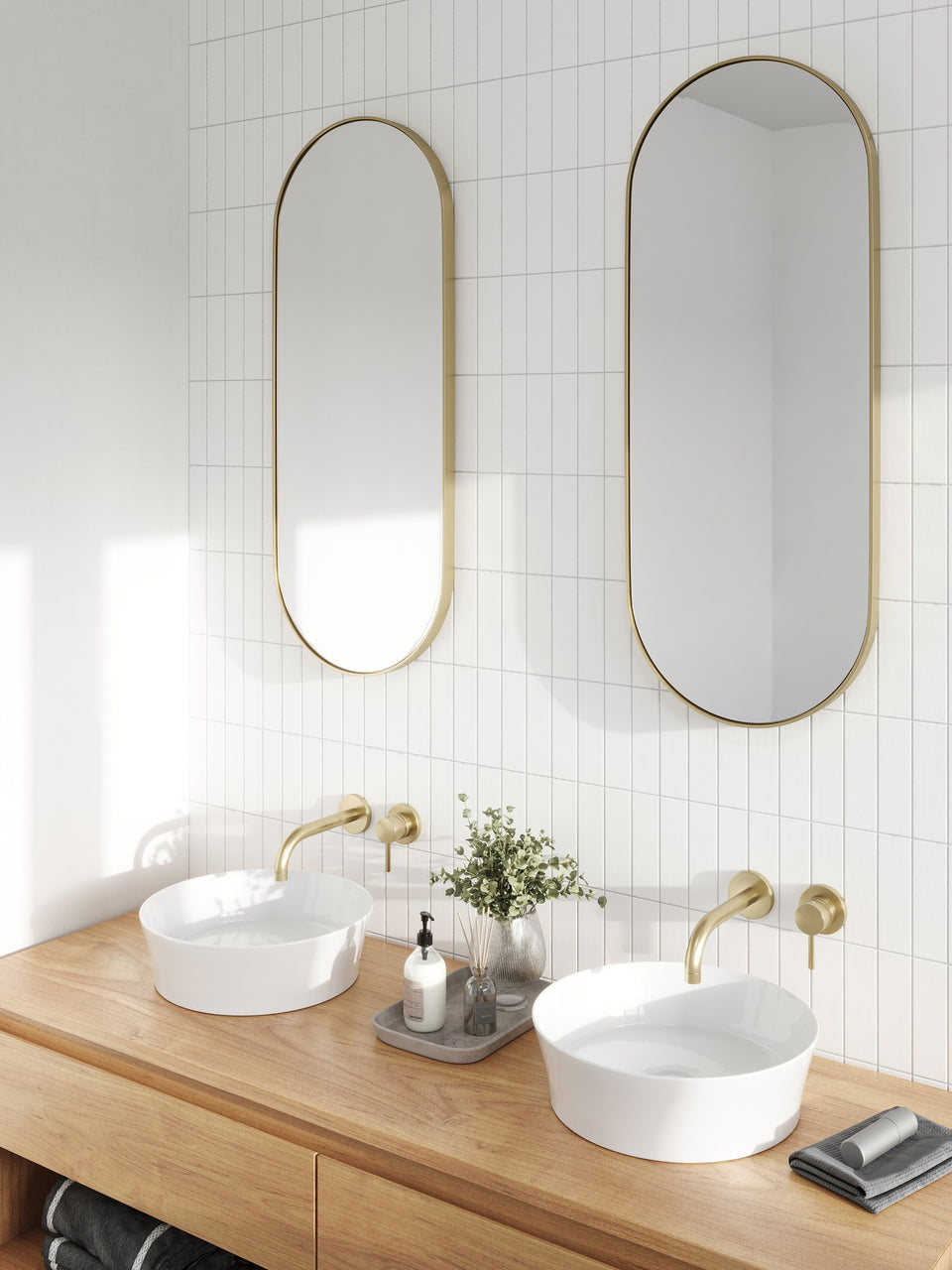 Turner Hastings Fino Round 382 Above Counter Fireclay Basin — Matte White