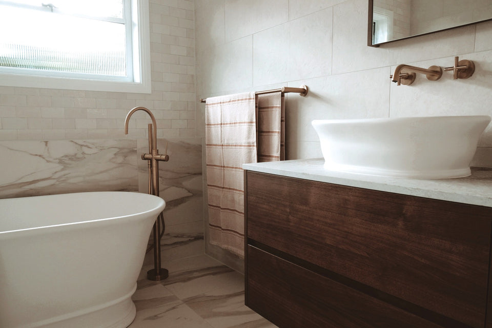 Turner Hastings Cambridge 174 x 76 TitanCast Solid Surface Freestanding Bath — Satin Silk White